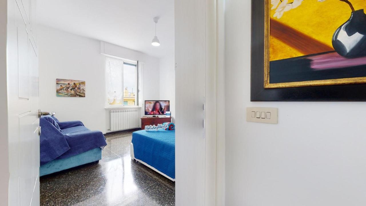 Apartment House Azzurra By World